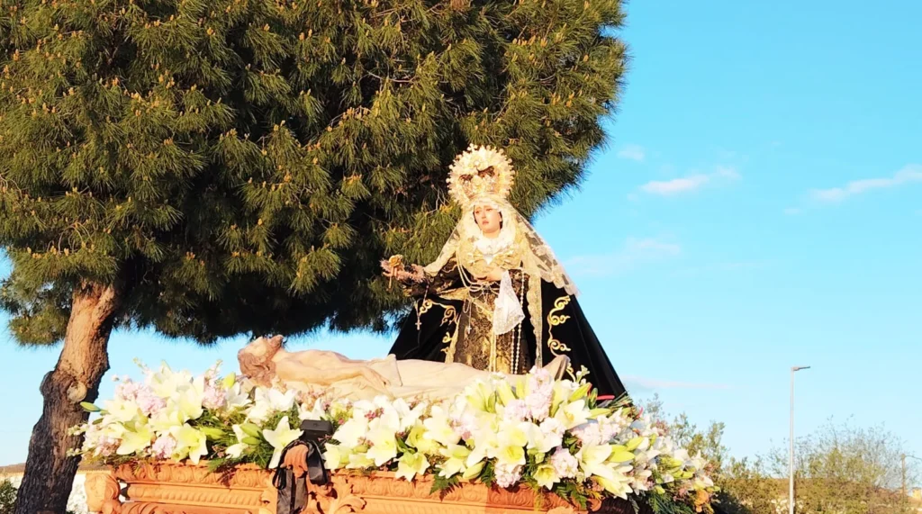 Hermandad Cristo Crucificado, Cristo Yacente y Virgen de los Dolores La Carlota