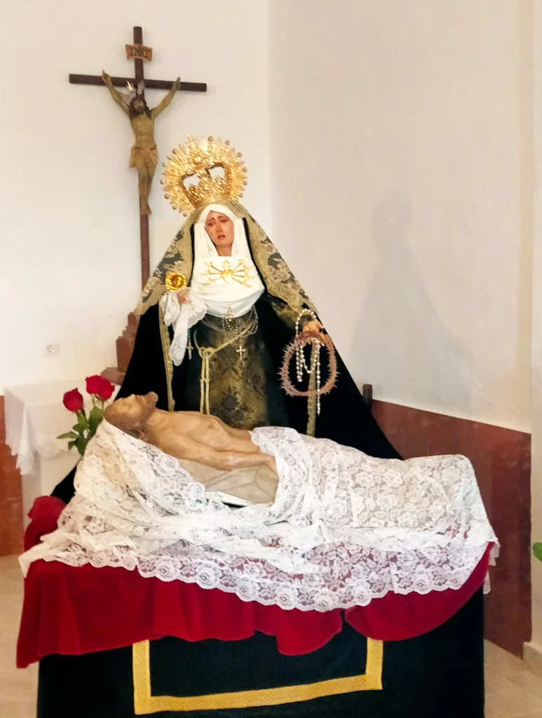 Hermandad Cristo Crucificado, Cristo Yacente y Virgen de los Dolores La Carlota