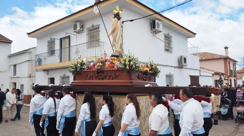 Hermandad Nuestra Señora de los Ángeles y Santísimo Cristo de la Juventud en su Resurrección