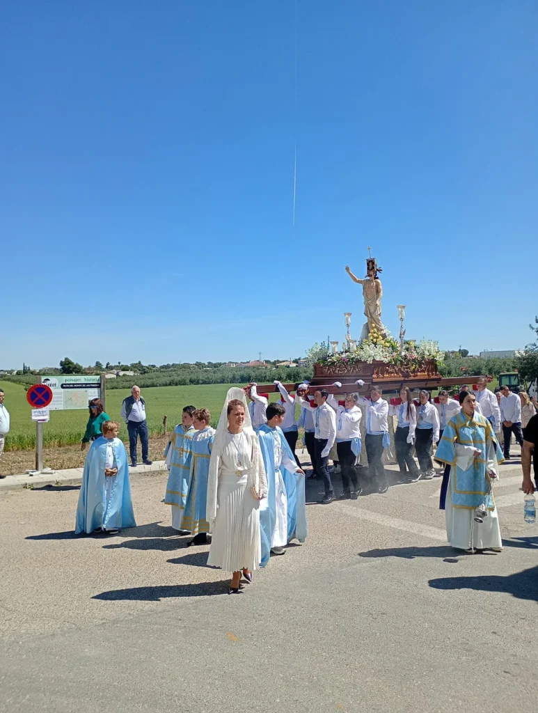 Hdad. Ntra. Sra. De los Angeles y Stmo. Cristo de la Juventud en su Resurrección La Carlota Imágenes 2026