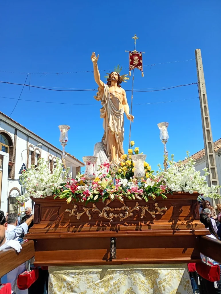 Hdad. Ntra. Sra. De los Angeles y Stmo. Cristo de la Juventud en su Resurrección La Carlota Imágenes 2026