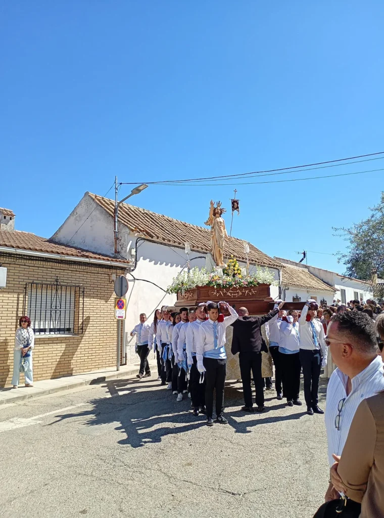 Hdad. Ntra. Sra. De los Angeles y Stmo. Cristo de la Juventud en su Resurrección La Carlota Imágenes 2026