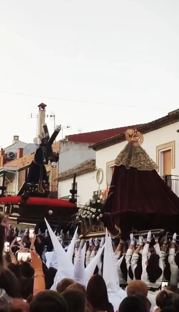Hdad. Ntra. Madre María Nazarena Virgen de los Cazadores​ Hornachuelos Imágenes 2026